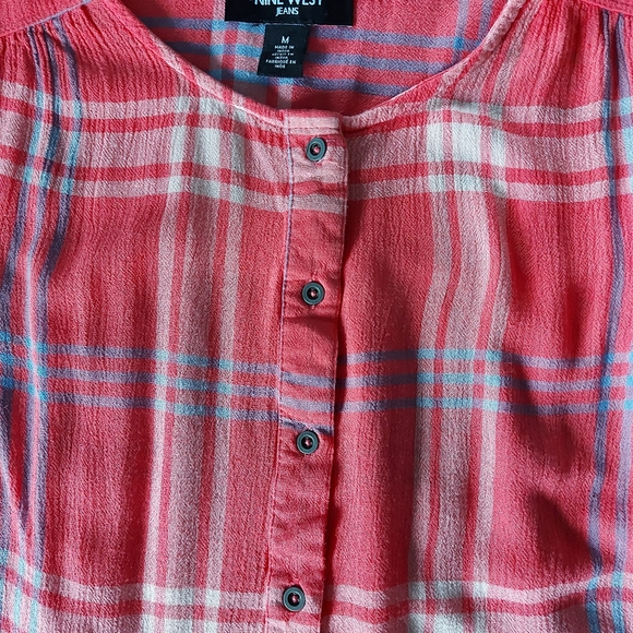 Nine West Coral Plaid Top Sz Medium - Picture 8 of 9